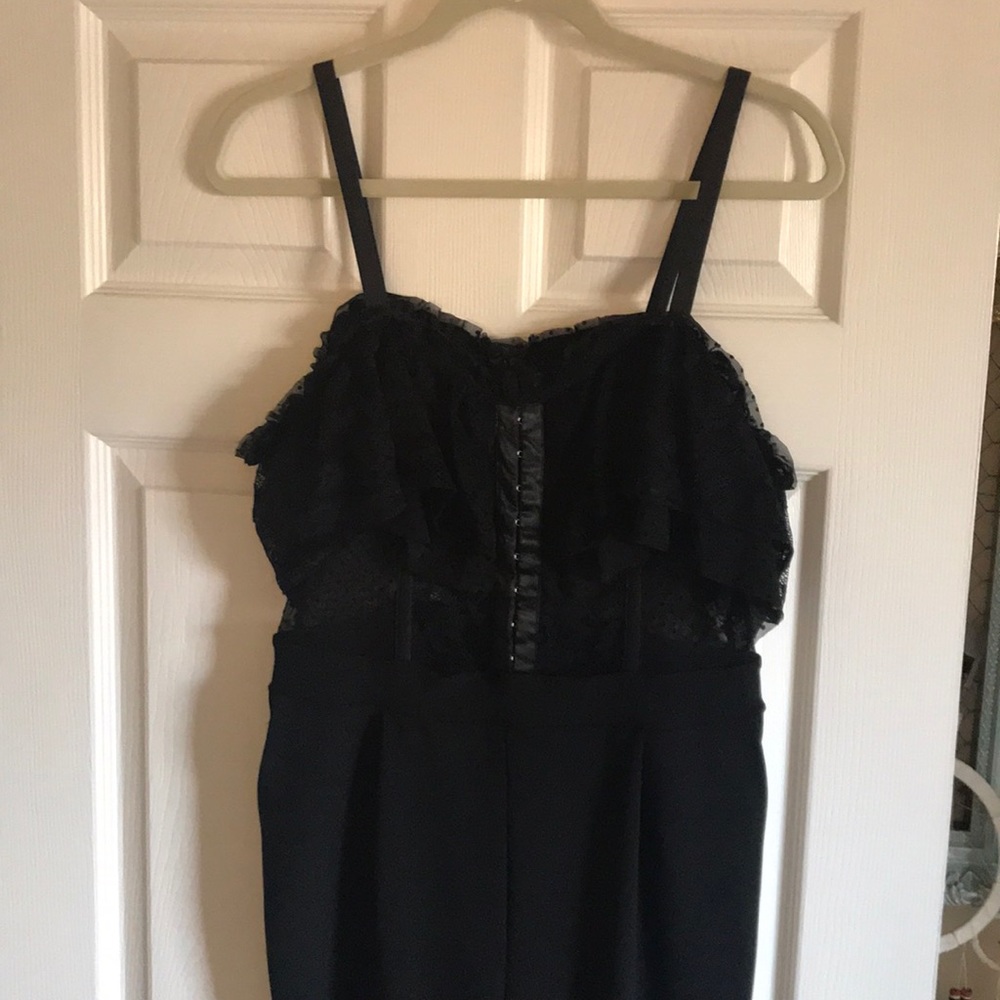 Express black corsets jumper.